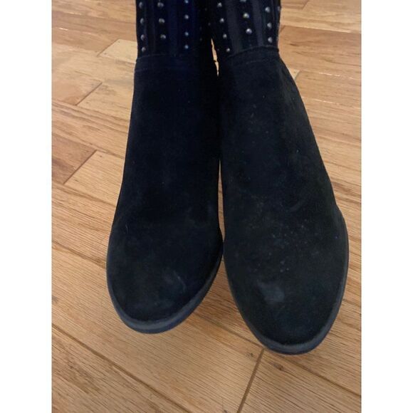 Lucky Brand Salome women's black suede studded 4" block heel ankle booties sz 8 - Picture 4 of 9